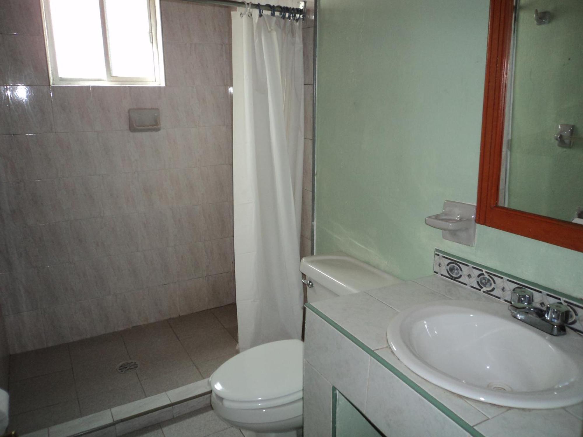 Cabanas Montebello Inn Креел Екстериор снимка