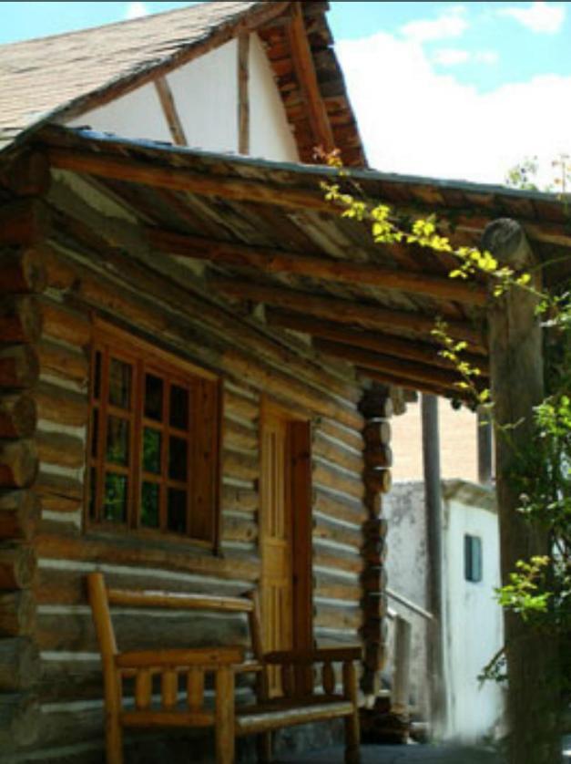 Cabanas Montebello Inn Креел Екстериор снимка